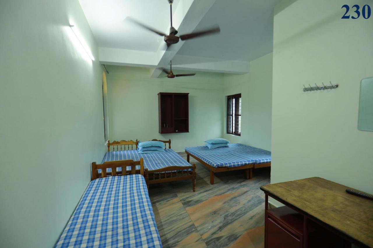 Arackal Tourist Home Tripunithura 외부 사진